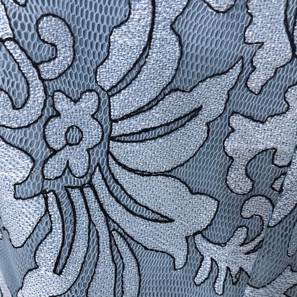 Absolutely beautiful Damask 2 piece dress! - Picture 3 of 3